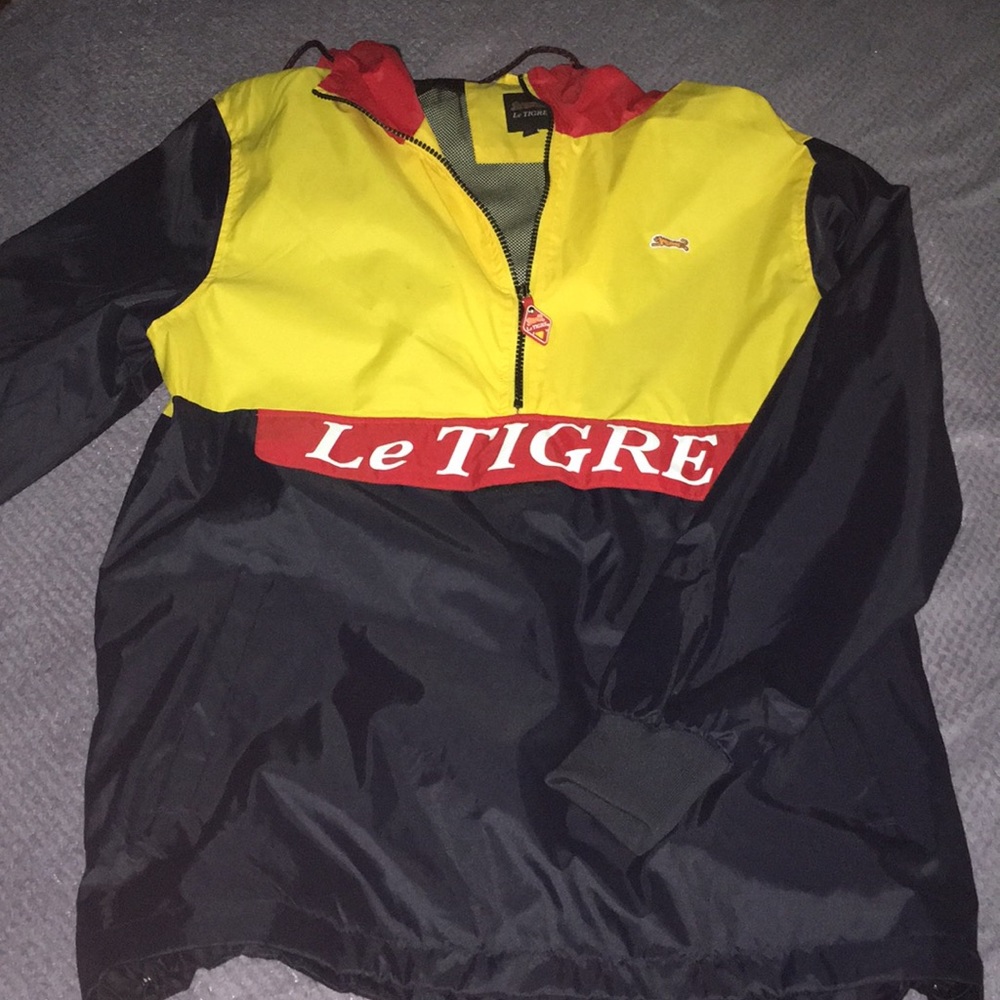 Let’ Tigre windbreaker